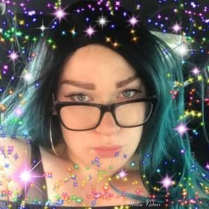 Meet your Posher, Ally